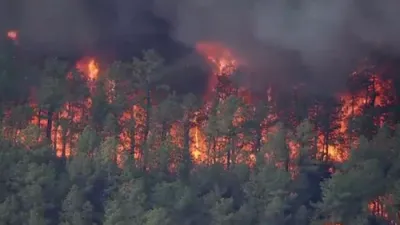 Mandatory Evacuations as Wildfire Rages in Ocean County, NJ.