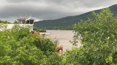 Flood Shuts Down Flights at Airport. 