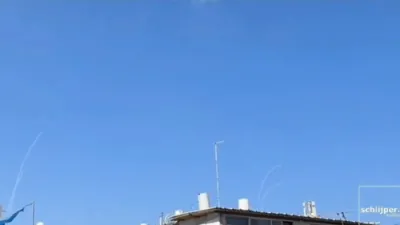 Incredible Footage Shows Israeli Interceptors Destroy Iranian Ballistic Missile Over Tel Aviv. 
