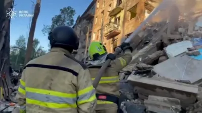 Zelenskyy Condemns Russian-Iranian-North Korean Attack: 352 Drones Strike Ukraine, 7 Killed in Latest Assault. 