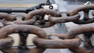 Extreme Job of Cleaning U.S. Navy's Largest Anchor Chains. 