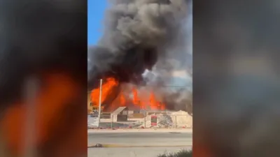 Massive Fire Erupts at Las Vegas Construction Site. 