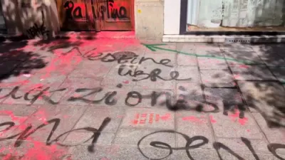 Israeli Airline's Paris Office Covered in Protest.