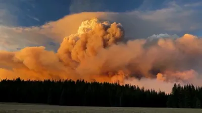 The Timelapse of the Grand Canyon Megafire with Towering Fire Clouds. 