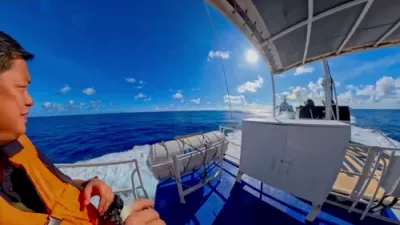 WATCH: Chinese Warships Collide While Confronting Philippine Coast Guard. 