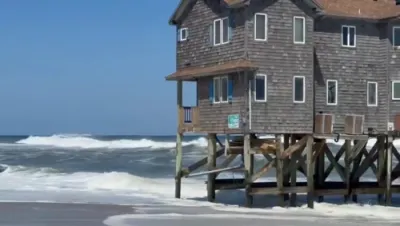 Hurricane Erin Threatens to Level Cape Hatteras Homes.