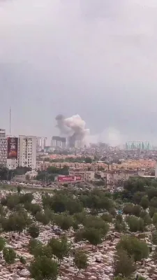 Pakistan Fireworks Factory Explodes, 10 Hurt.