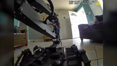 Robot SWAT Team Captures Honduran Murder Suspect. 