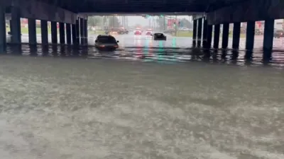 Flash Floods Leave Houston Drivers Stranded.