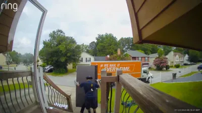 Oops! 😲 Delivery Drivers Drop Fridge in Georgia.
