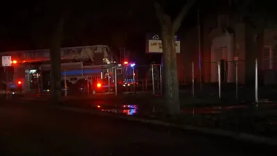 Massive Fire Engulfs Closed Fort Worth Elementary School.