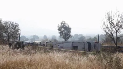 Tragic Bus Accident in Mexico Kills at Least 10 and Injures 20.