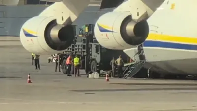 U.S. Airlift Delivers Heavy Military Trucks to Israel via Antonov Flight.