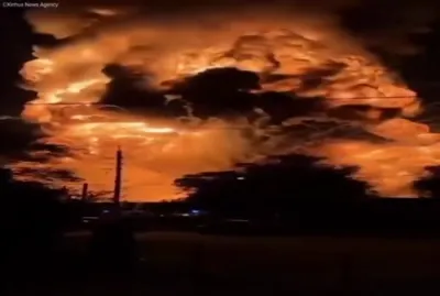 Massive Sydney Explosion  Engulfs Chemical Plant.