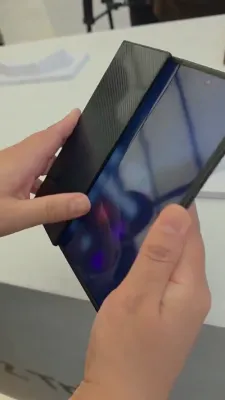 Samsung Launches Groundbreaking Tri-Fold Phone for 2026.
