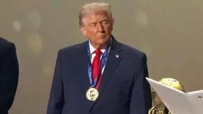 Infantino Praises Trump's Diplomacy While Presenting Peace Prize.