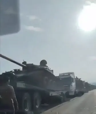 Syrian Army Deploys Tanks Toward SDF-Held Deir ez-Zor Region.