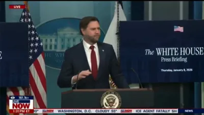 VP JD Vance Mocks CNN Camera Failure and Shrugs It Off during in His Announcement 😂