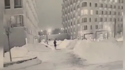 FOOTAGE: Russian General Shot in Moscow as Suspect Detained Abroad.