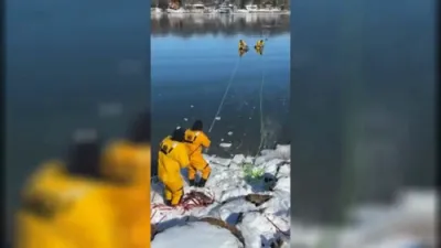 Kansas Firefighters Rescue Deer From Icy Lake.