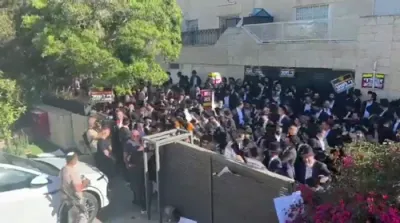 Videos of Protests Against Gezeiras Hagyus Today in Eretz Yisrael