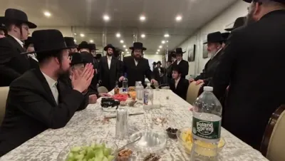At a Tenaim of the daughter of R' Volvy Stern