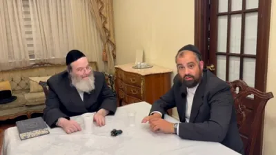 A Rav? A Singer? A Chat with Harav Shlomo Taussig Shlit"a, Av Beis Din of Be'eled Boro Park
