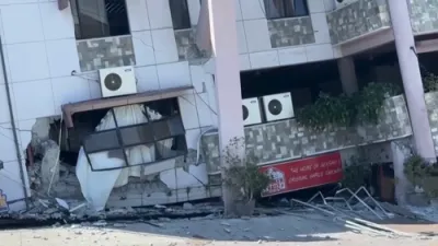 Major 7.8 Earthquake Rocks Southern Philippines Leaving 32 Dead, Dozens Injured and Tsunami Warnings Issued.