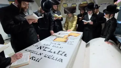 Harav Hatzaddik Rabbi Elimelech Biderman Shlit"a at the Kever of Rabbi Avdimi D'min in Haifa.