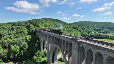Legendary 1.2-Million-Pound Steam Giant Big Boy 4014 Crosses Iconic Tunkhannock Viaduct.