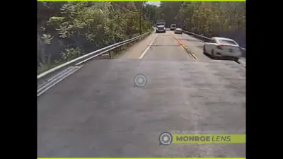 A truck overturned on Route 208 in Kiryas Joel