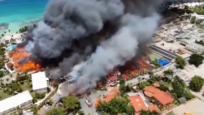Deadly Fire Rips Through Beach Hotel in Dominican Republic &ndash; Guests Run for Their Lives.