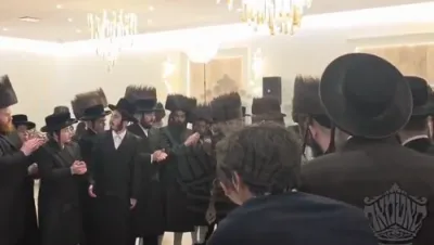 The Satmar Rebbe Shlit"a Attends Wedding of Grandchild of his Brother, the Zenta Av Beis Din Shlit"a