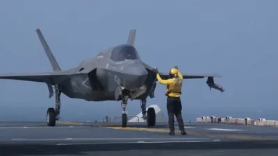 U.S. Marine Launches Marine Stealth Fighters in Arabian Sea.
