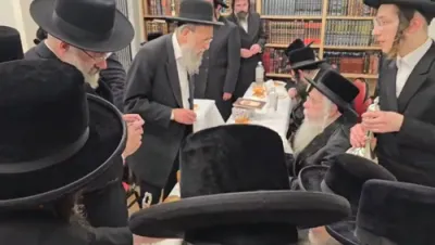 Tish Held by the Liska Rebbe Shlit"a on the Yahrzeit of his Grandfather, the Ach Pri Tevua of Liska Zy"a