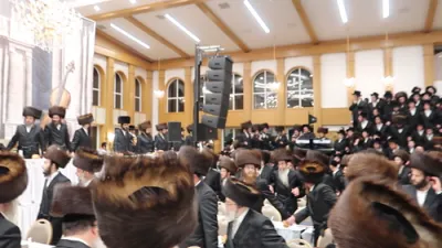 Central Seudas Hodaya of Skulen on Motzei Shabbos Nachamu at the Hamaspik Resort in the Catskills