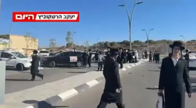 Car protest in Beit Shemesh in support of the Sahlberg detainees