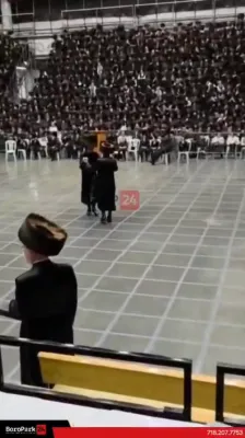 First videos of the Skver wedding