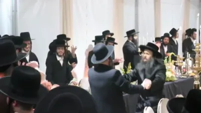 Full videos of the Sigeter Rav Shlit"a in Kerestir