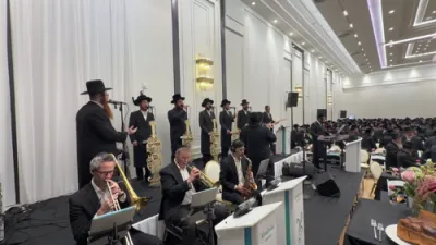 Siyum Seder Kodashim of Zichru in Kiryas Joel