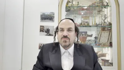 A Beautiful Story "The Power of Tefillah Told by HaGaon HaTzaddik Rav Gamliel Rabinowitz" - by Rabbi Eliyahu Schwartz at the Dirshu Amud Yomi Shiur on Maseches Yoma Daf 52b