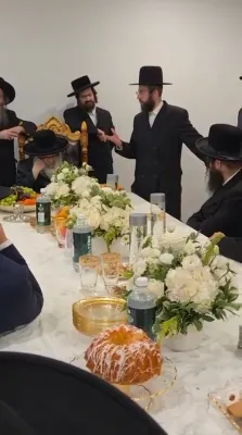 Surprise Lightning Visit by the Satmar Rebbe Shlit"a on Wednesday Night in Lakewood - Intimate Kabbalas Panim at the Home of Harav Yuda Dovid Lefkowitz Shlit"a, Chairman of Ozer Vesomech Lakewood, Raises a Quarter Million Dollars from Generous Lakewood R