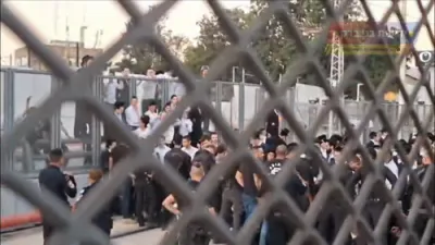 Protest at the Light Rail in Bnei Brak.