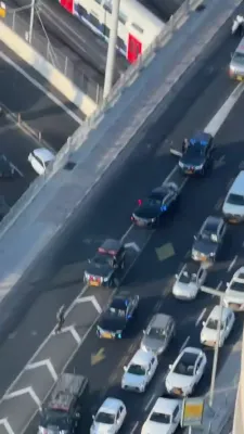 SECURITY SCARE: Netanyahu Protection Officer Draws Rifle During Convoy Through Tel Aviv