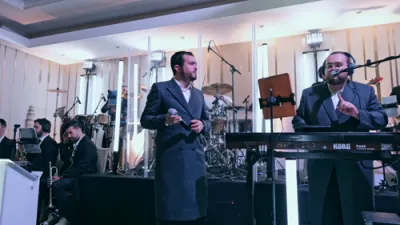 Meilech Braunstein (Hashivenu - Hanan Ben Ari) Chesky Levy Band Live