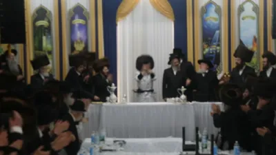 Lemaan Yedeu: Chag HaSukkos by the Skulen Lakewood Rebbe Shlit"a