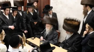 Zichronos From Previous Generations: Memories of the Satmar Rebbe ZY"A