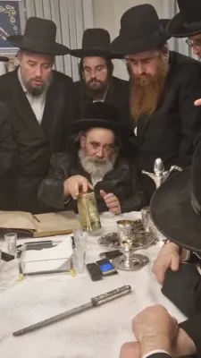 Kabbalas Panim Last Night in Yerushalayim for the Toldos Yehuda Rebbe Shlit"a by Kollel Chibas Yerushalayim