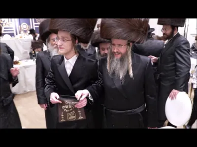 "Olam Chesed Yibaneh": The Av Beis Din of Pshevorsk Williamsburg Shlit"a Collects Money for Tzidkas Reb Meir Baal HaNes at His Daughter's Chasuna