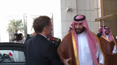 GULF SOLIDARITY MISSION: Macron Meets Saudi Crown Prince as Houthi Attacks Raise Security Fears